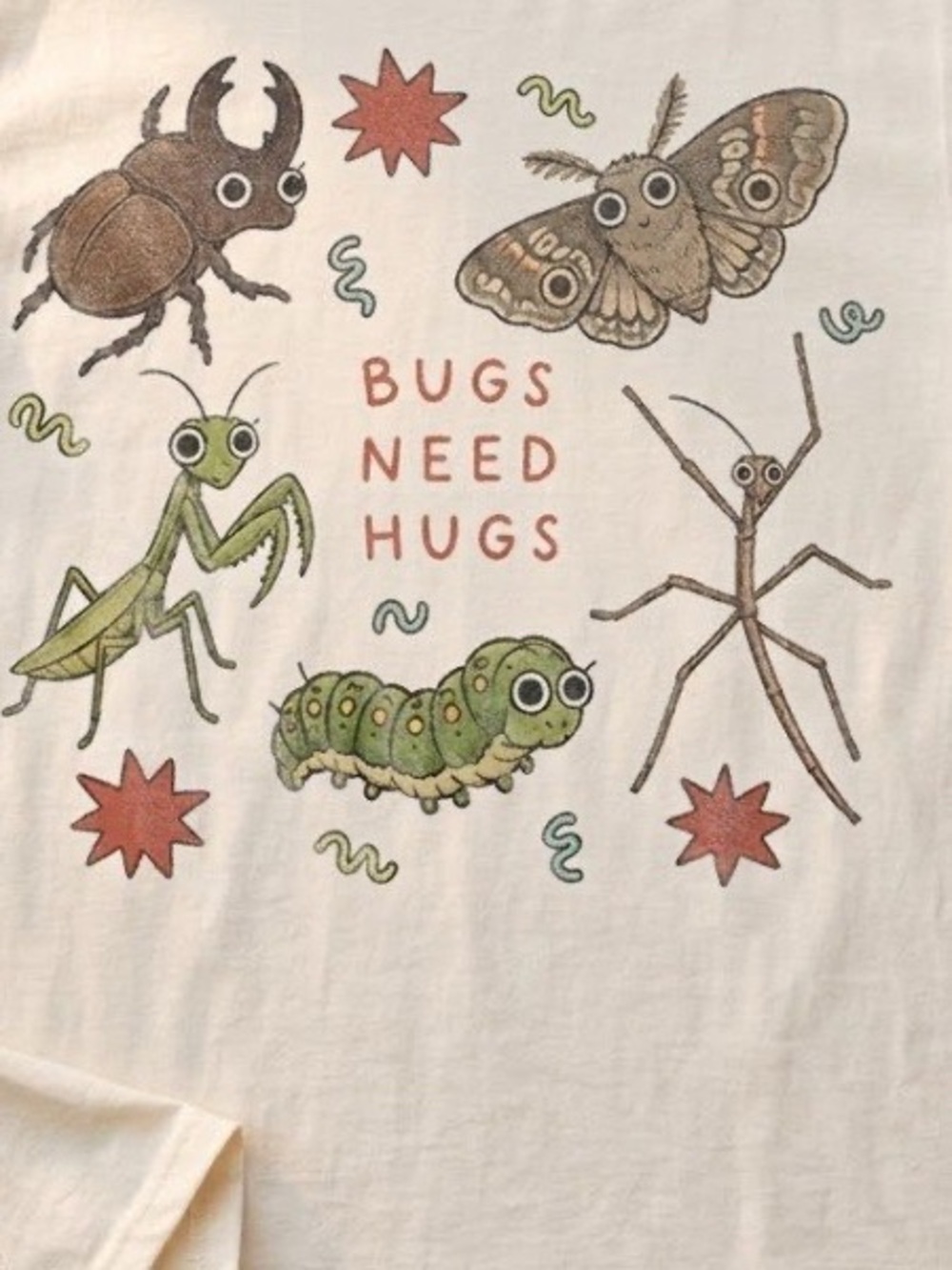 Gildan Sand "Bugs Need Hugs" Graphic Tee - Picture 2 of 2